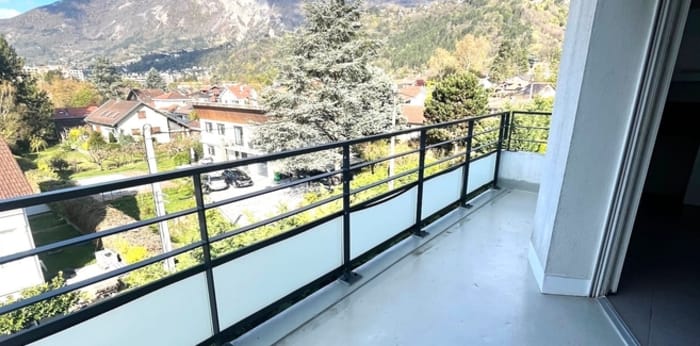 Image 5 sur 7 - Appartement  ·  Vente · Meylan (38240) · 2 pièces · 46m²