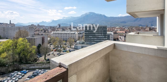 Image 7 sur 17 - Appartement  ·  Vente · Grenoble (38000) · 3 pièces · 76m²
