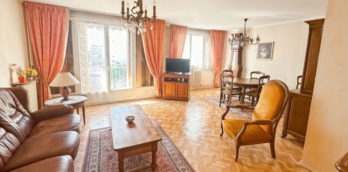 Image 1 sur 10 - Appartement  ·  Vente · Montargis (45200) · 5 pièces · 82m²