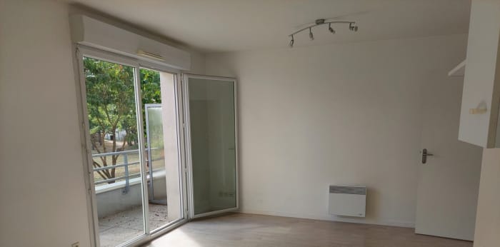 Image 6 sur 8 - Appartement  ·  Vente · Verrieres En Anjou (49480) · 2 pièces · 43m²
