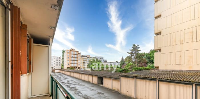 Image 8 sur 10 - Appartement  ·  Vente · Livry Gargan (93190) · 3 pièces · 53m²