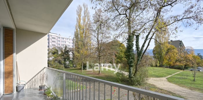 Image 1 sur 10 - Appartement  ·  Vente · Meylan (38240) · 3 pièces · 64m²