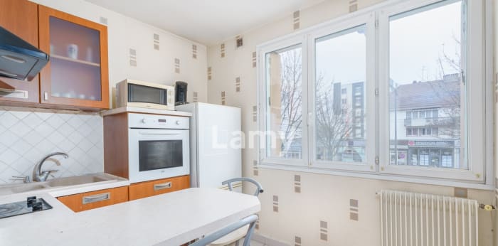 Image 2 sur 8 - Appartement  ·  Vente · Dijon (21000) · 1 pièce · 32m²