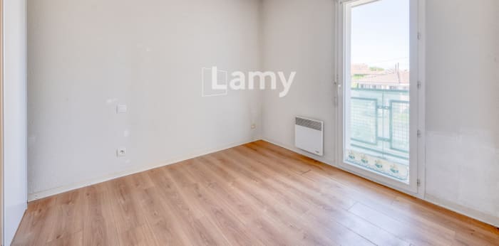 Image 5 sur 10 - Appartement  ·  Vente · Coutras (33230) · 3 pièces · 75m²