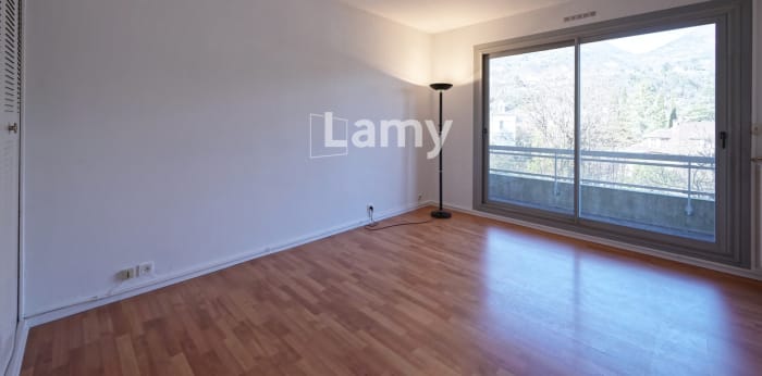 Image 6 sur 16 - Appartement  ·  Vente · Meylan (38240) · 2 pièces · 80m²