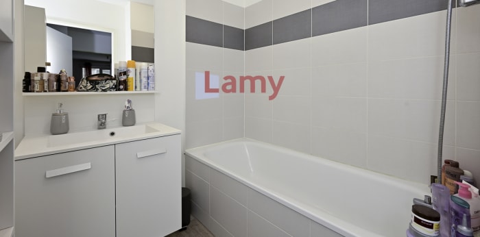 Image 11 sur 12 - Appartement  ·  Vente · Orleans (45000) · 3 pièces · 56m²