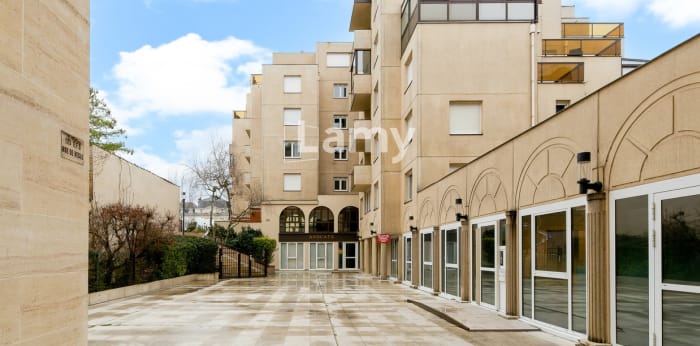 Image 3 sur 16 - Appartement  ·  Vente · Reims (51100) · 4 pièces · 92m²