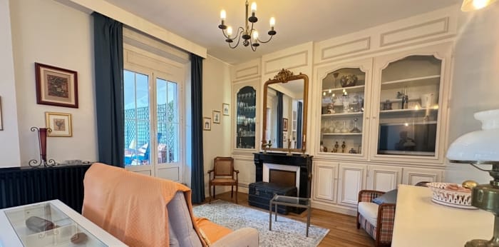 Image 9 sur 19 - Maison/villa  ·  Vente · Montargis (45200) · 9 pièces · 184m²