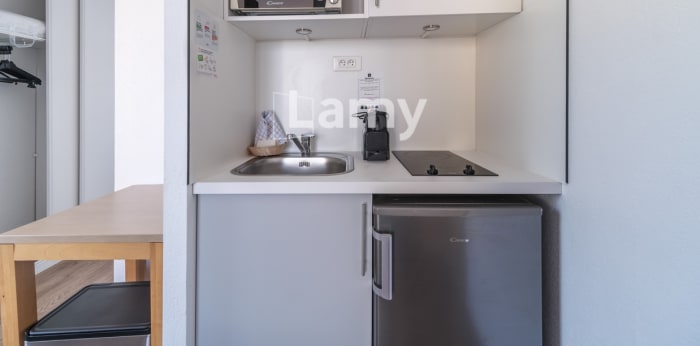 Image 3 sur 6 - Appartement  ·  Vente · St Louis (68300) · 1 pièce · 19m²