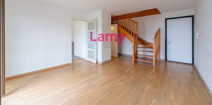 Image 2 sur 10 - Appartement  ·  Vente · Nanterre (92000) · 3 pièces · 72m²