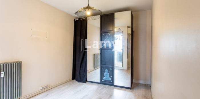 Image 10 sur 14 - Appartement  ·  Vente · Salon De Provence (13300) · 5 pièces · 92m²