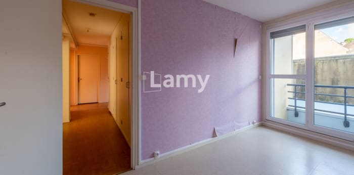 Image 5 sur 8 - Appartement  ·  Vente · Neufchatel En Bray (76270) · 3 pièces · 74m²