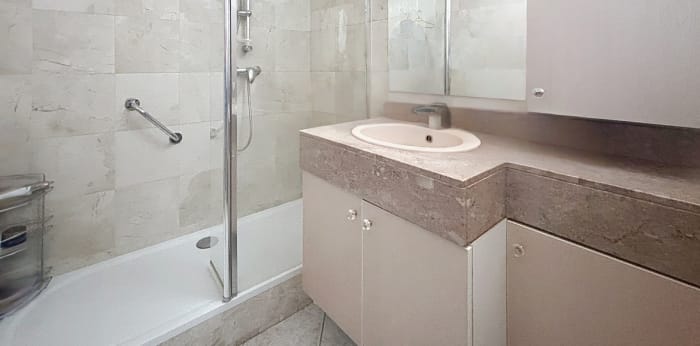Image 11 sur 14 - Appartement  ·  Vente · Aix En Provence (13090) · 5 pièces · 96m²
