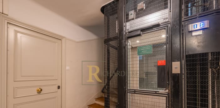 Image 11 sur 12 - Appartement  ·  Vente · Paris (75013) · 2 pièces · 37m²