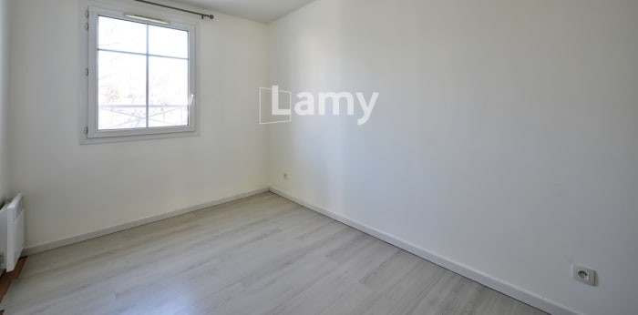 Image 8 sur 14 - Maison/villa  ·  Vente · Andresy (78570) · 4 pièces · 91m²