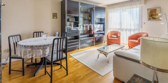 Image 1 sur 11 - Appartement  ·  Vente · Dijon (21000) · 2 pièces · 54m²