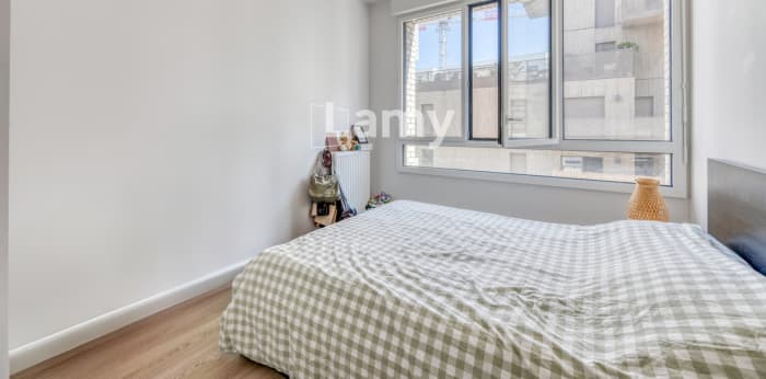 Image 6 sur 11 - Appartement  ·  Vente · Bordeaux (33800) · 3 pièces · 67m²