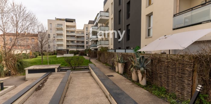 Image 8 sur 11 - Appartement  ·  Vente · Lyon (69007) · 1 pièce · 30m²