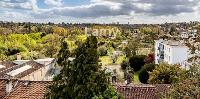 Image 8 sur 9 - Appartement  ·  Vente · Angouleme (16000) · 2 pièces · 49m²