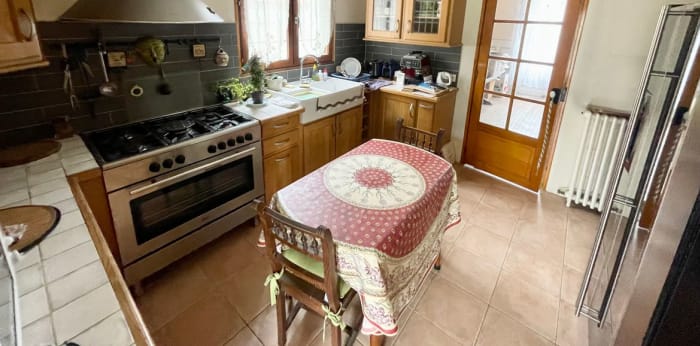 Image 3 sur 8 - Maison/villa  ·  Vente · Deuil La Barre (95170) · 9 pièces · 250m²