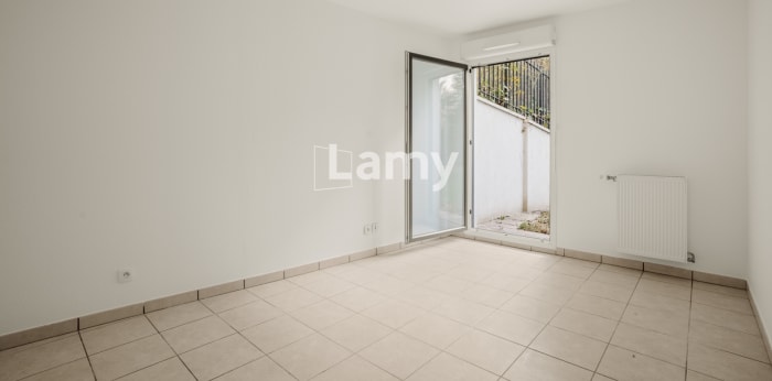 Image 6 sur 8 - Appartement  ·  Vente · Lyon (69009) · 3 pièces · 68m²
