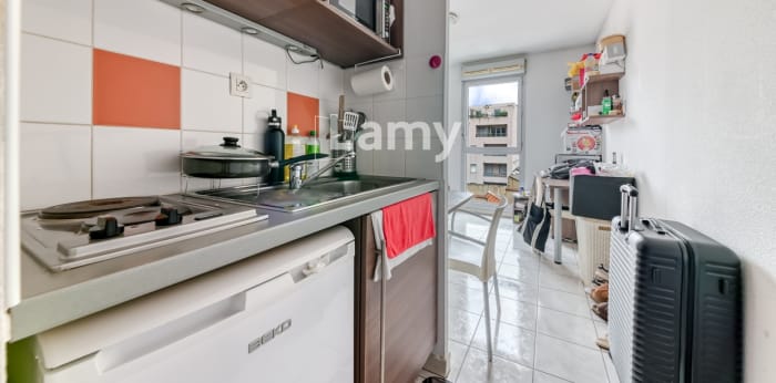 Image 7 sur 12 - Appartement  ·  Vente · Lyon (69007) · 1 pièce · 18m²