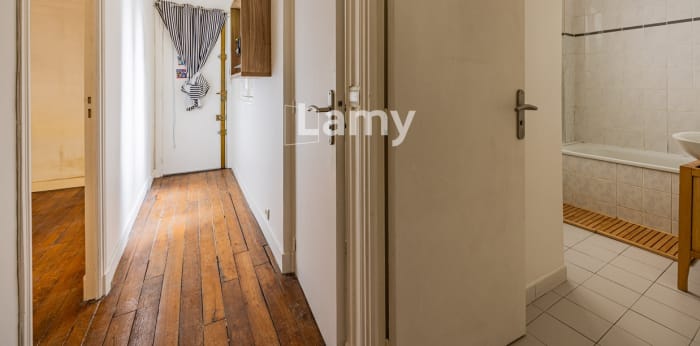 Image 8 sur 10 - Appartement  ·  Vente · Paris (75011) · 2 pièces · 31m²