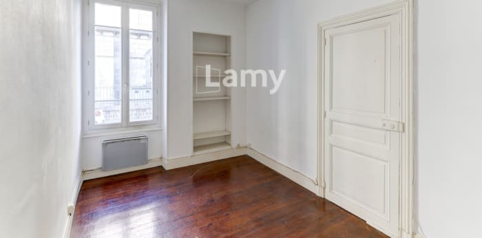 Image 9 sur 9 - Appartement  ·  Vente · Clermont Ferrand (63000) · 2 pièces · 48m²