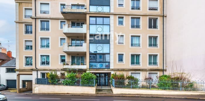 Image 1 sur 10 - Appartement  ·  Vente · Dijon (21000) · 4 pièces · 106m²