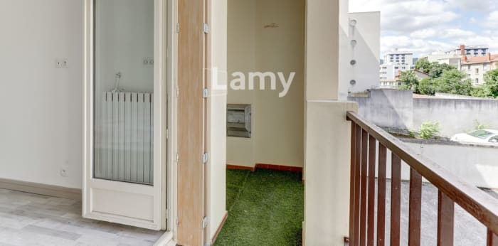 Image 8 sur 9 - Appartement  ·  Vente · Clermont Ferrand (63000) · 3 pièces · 58m²