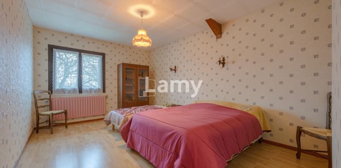 Image 4 sur 9 - Maison/villa  ·  Vente · Villy Le Pelloux (74350) · 12 pièces · 235m²