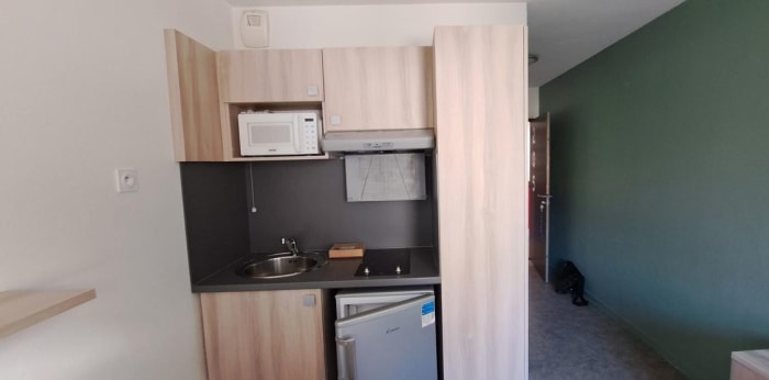 Image 3 sur 5 - Appartement  ·  Vente · Reims (51100) · 1 pièce · 18m²