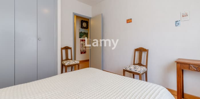 Image 8 sur 13 - Maison/villa  ·  Vente · La Roche Sur Yon (85000) · 7 pièces · 165m²