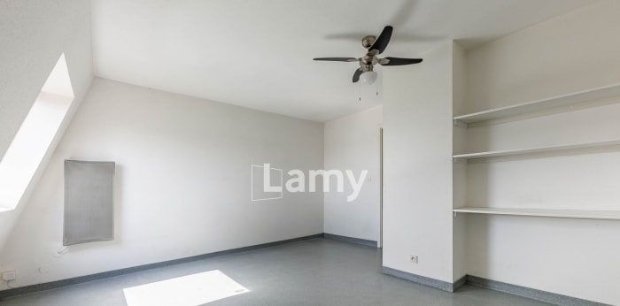 Image 2 sur 9 - Appartement  ·  Vente · Strasbourg (67100) · 1 pièce · 29m²