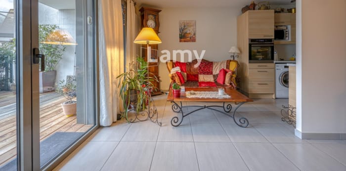 Image 3 sur 11 - Appartement  ·  Vente · Annecy (74000) · 3 pièces · 69m²