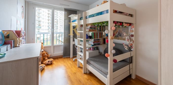 Image 11 sur 15 - Appartement  ·  Vente · Vanves (92170) · 4 pièces · 88m²