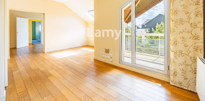 Image 3 sur 11 - Appartement  ·  Vente · Nogent Sur Marne (94130) · 7 pièces · 130m²