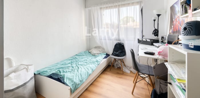 Image 5 sur 6 - Appartement  ·  Vente · Merignac (33700) · 3 pièces · 64m²