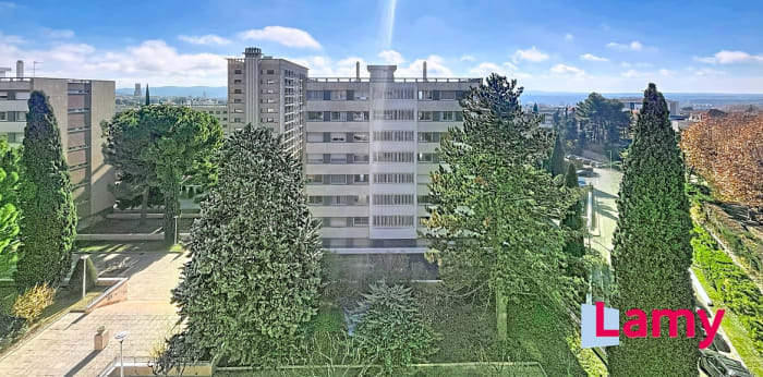 Image 7 sur 8 - Appartement  ·  Vente · Aix En Provence (13100) · 5 pièces · 111m²