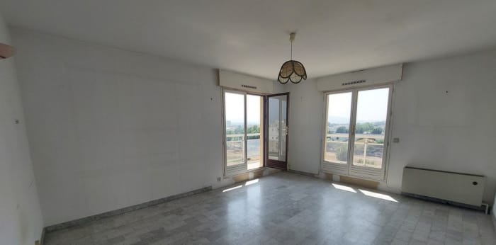 Image 3 sur 14 - Appartement  ·  Vente · Frejus (83600) · 2 pièces · 55m²