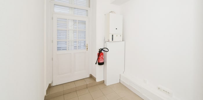 Image 12 sur 12 - Local  ·  Vente · Orleans (45000) · 9 pièces · 132m²