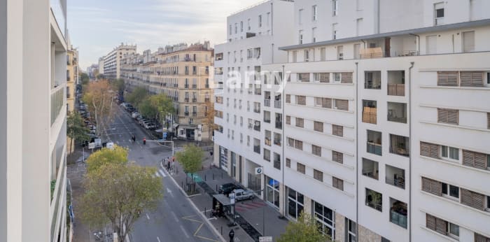 Image 6 sur 11 - Appartement  ·  Vente · Marseille 02 (13002) · 3 pièces · 60m²