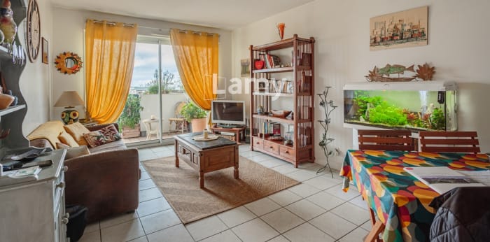 Image 2 sur 8 - Appartement  ·  Vente · Bayonne (64100) · 2 pièces · 48m²