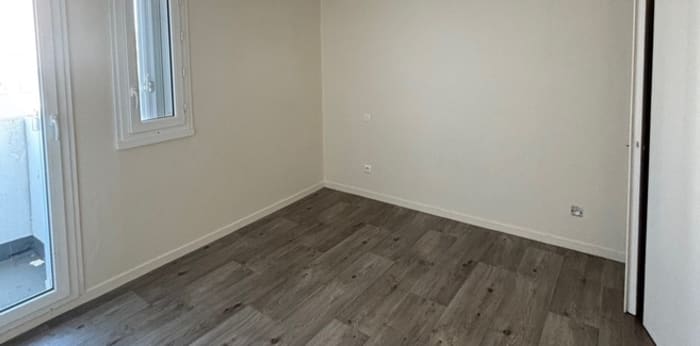 Image 7 sur 9 - Appartement  ·  Vente · Angouleme (16000) · 4 pièces · 77m²