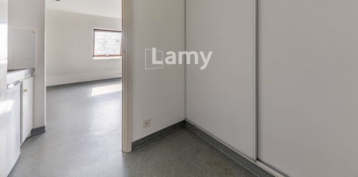 Image 7 sur 9 - Appartement  ·  Vente · Strasbourg (67100) · 1 pièce · 29m²