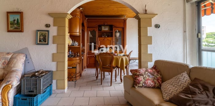 Image 2 sur 8 - Appartement  ·  Vente · Salon De Provence (13300) · 4 pièces · 86m²