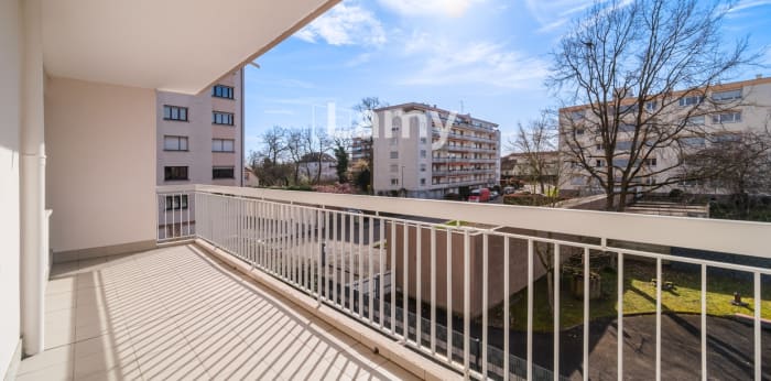 Image 2 sur 9 - Appartement  ·  Vente · Lingolsheim (67380) · 3 pièces · 88m²