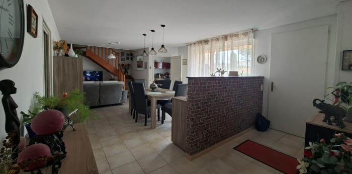 Image 4 sur 19 - Appartement  ·  Vente · Jonquieres St Vincent (30300) · 4 pièces · 98m²