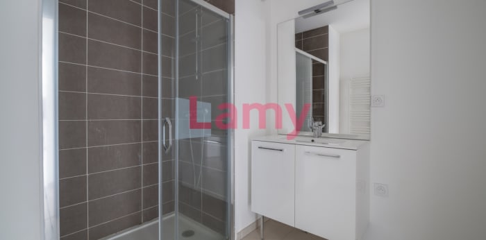 Image 4 sur 11 - Appartement  ·  Vente · St Jean De Braye (45800) · 3 pièces · 62m²