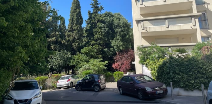 Image 3 sur 12 - Appartement  ·  Vente · Marseille 09 (13009) · 3 pièces · 65m²